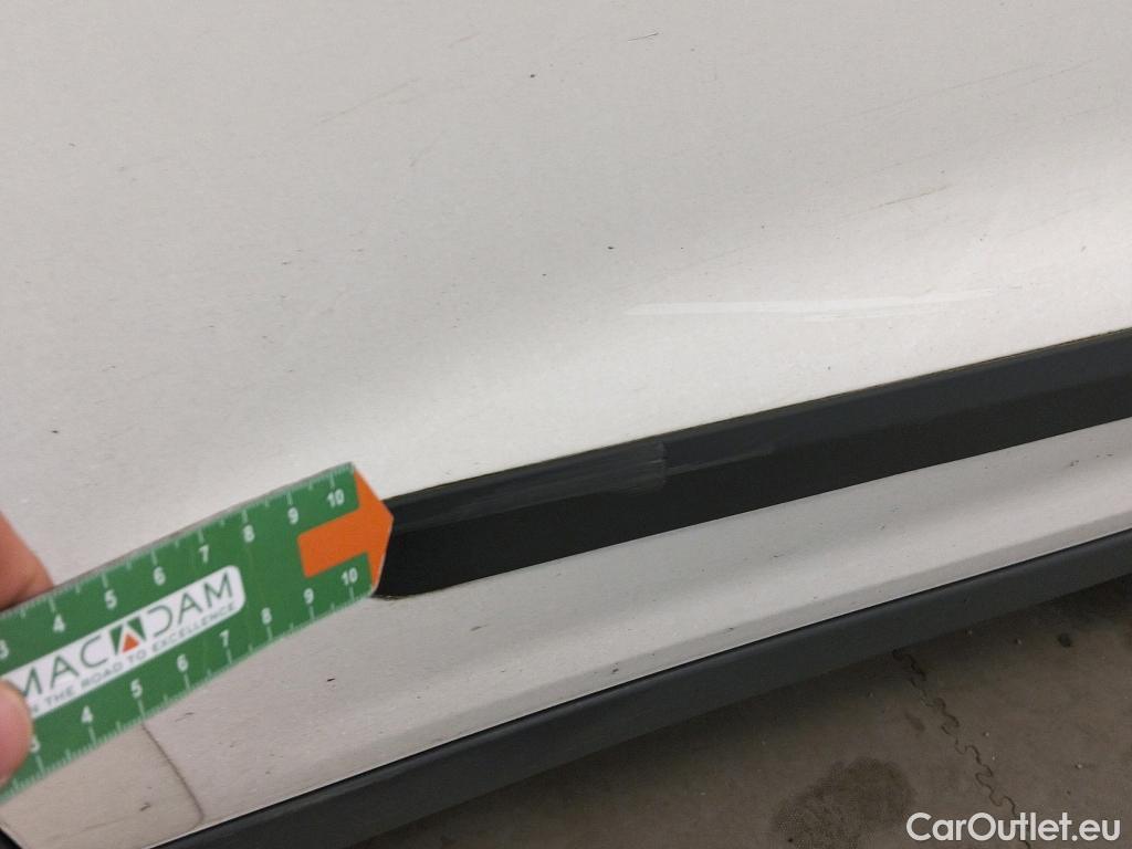  KIA  Niro KIA  / 2019 / 5P / crossover 1.6 GDi HEV 104kW (141CV) Drive #26