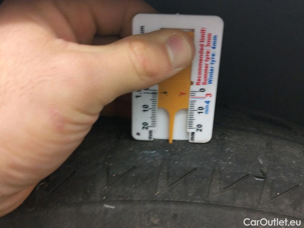  Skoda  Fabia SKODA  / 2021 / 5P / berlina con portón 1.0 TSI 70kW (95CV) Ambition (AC2) #8