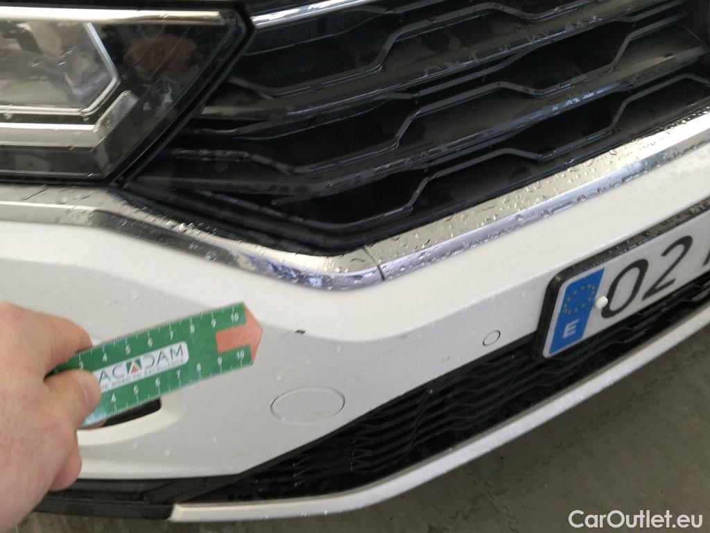  Volkswagen  T-ROC VOLKSWAGEN  / 2017 / 5P / todoterreno Advance 1.6 TDI 85kW (115CV) #7