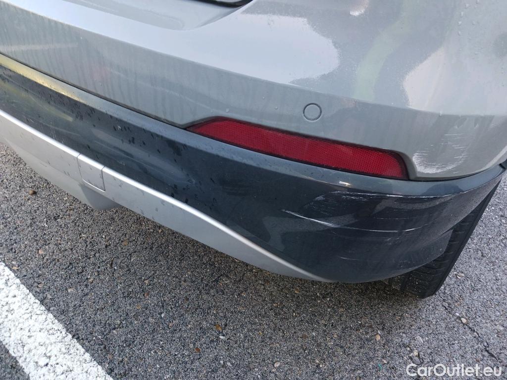  Audi  Q2 AUDI  / 2016 / 5P / todoterreno Design 30 TFSI 85kW (116CV) #34