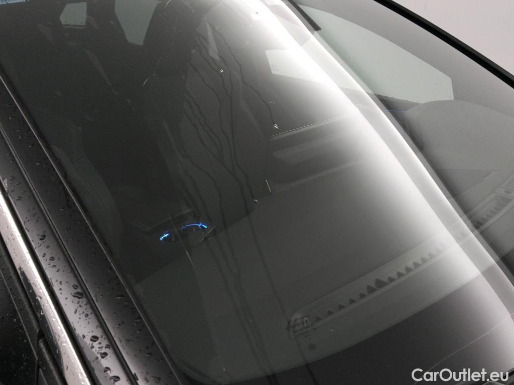  Peugeot  3008 PEUGEOT  / 2020 / 5P / todoterreno 1.5 BlueHDi 96kW S&S GT EAT8 #1