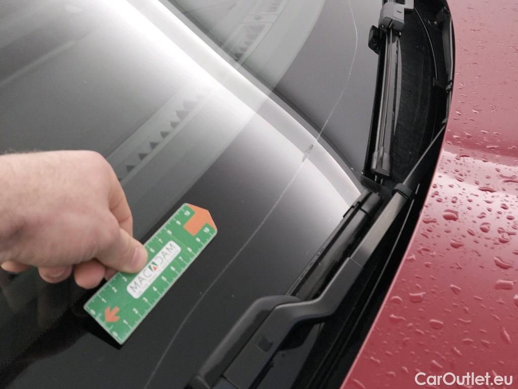  Peugeot  3008 PEUGEOT  / 2020 / 5P / todoterreno 1.5 BlueHDi 96kW S&S GT EAT8 #3