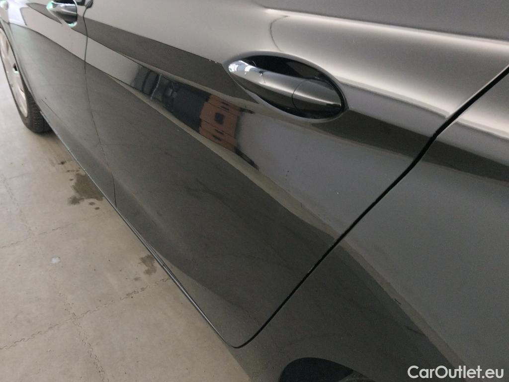  Opel  Astra OPEL  / 2015 / 5P / berlina con portón 1.6 CDTi S/S 81kW (110CV) Selective #42