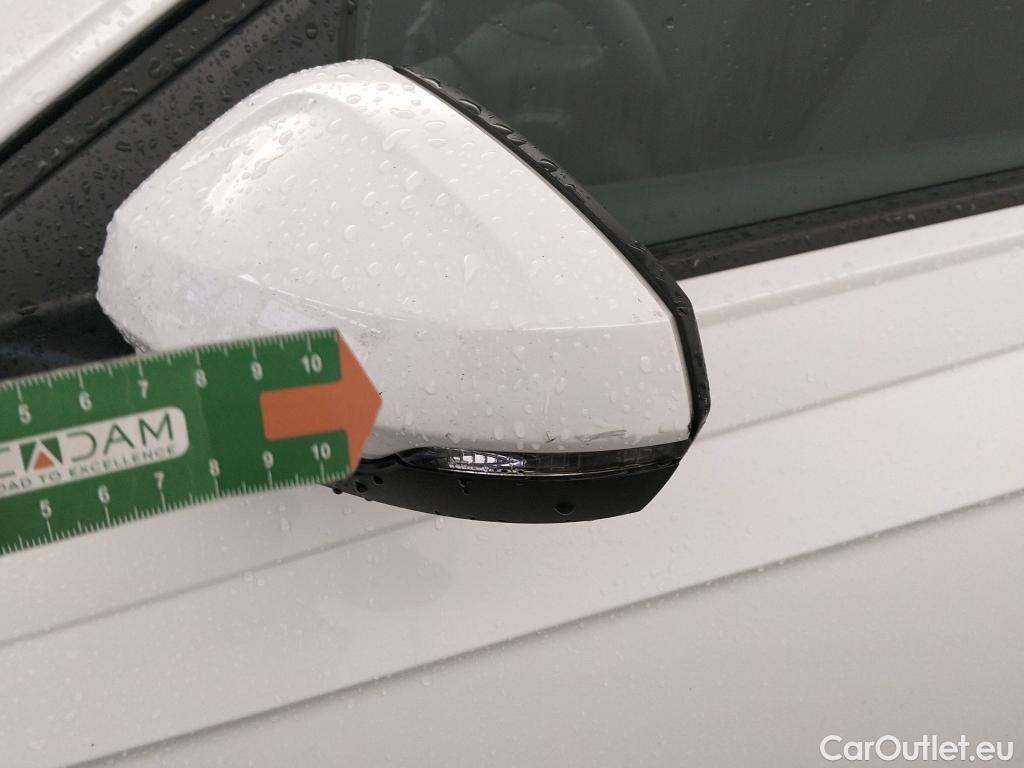  Volkswagen  Polo VOLKSWAGEN  / 2021 / 5P / berlina con portón Life 1.0 TSI 70kW (95CV) #10