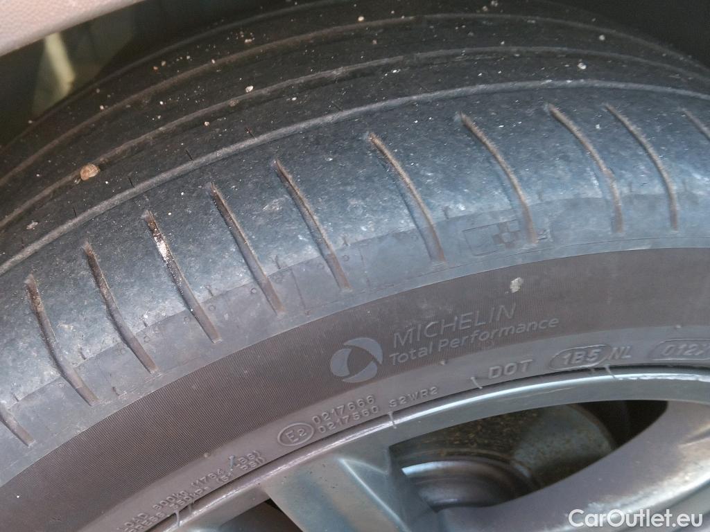  Volkswagen  Tiguan VOLKSWAGEN  Allspace / 2017 / 5P / todoterreno Sport 2.0 TDI 110kW (150CV) 4Motion DSG #1