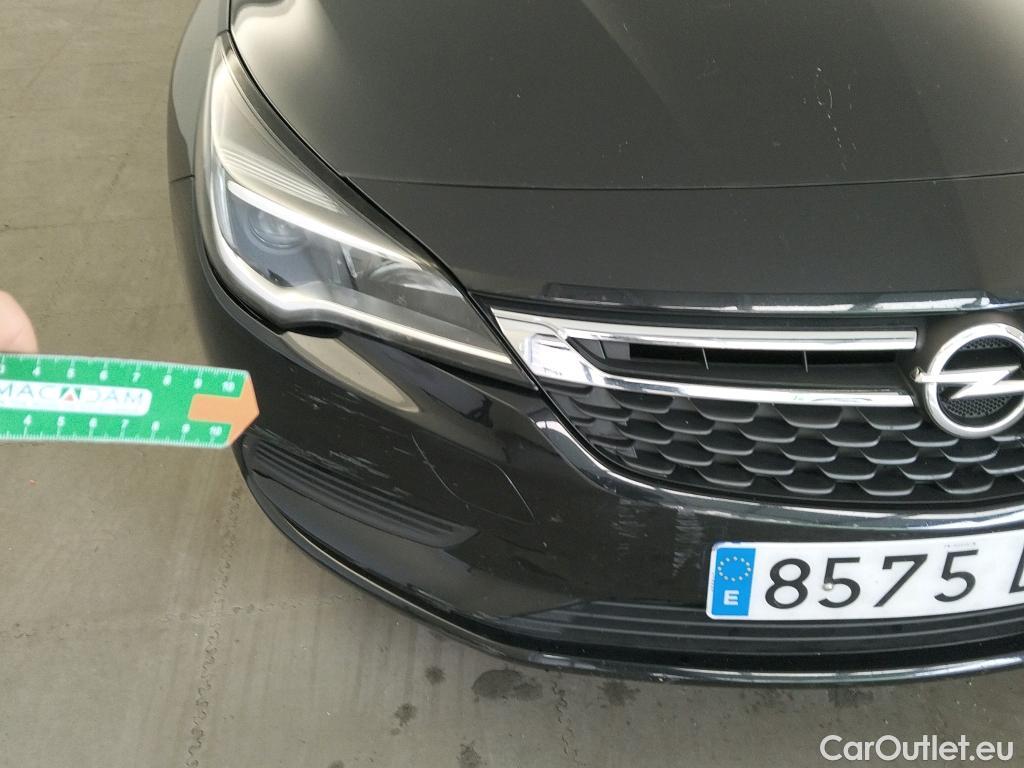 Opel  Astra OPEL  / 2015 / 5P / berlina con portón 1.6 CDTi S/S 81kW (110CV) Selective #22