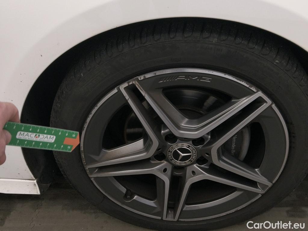  Mercedes  A-Klasse MERCEDES-BENZ Clase A / 2018 / 5P / berlina con portón A 200 d 4MATIC #6