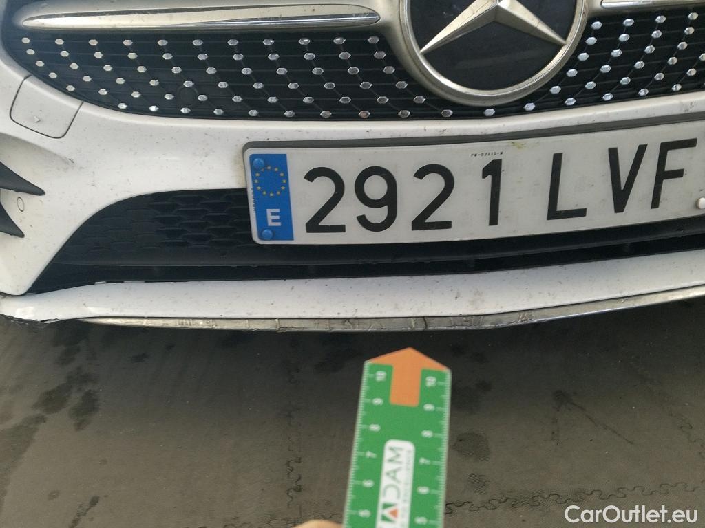  Mercedes  A-Klasse MERCEDES-BENZ Clase A / 2018 / 5P / berlina con portón A 200 d 4MATIC #2