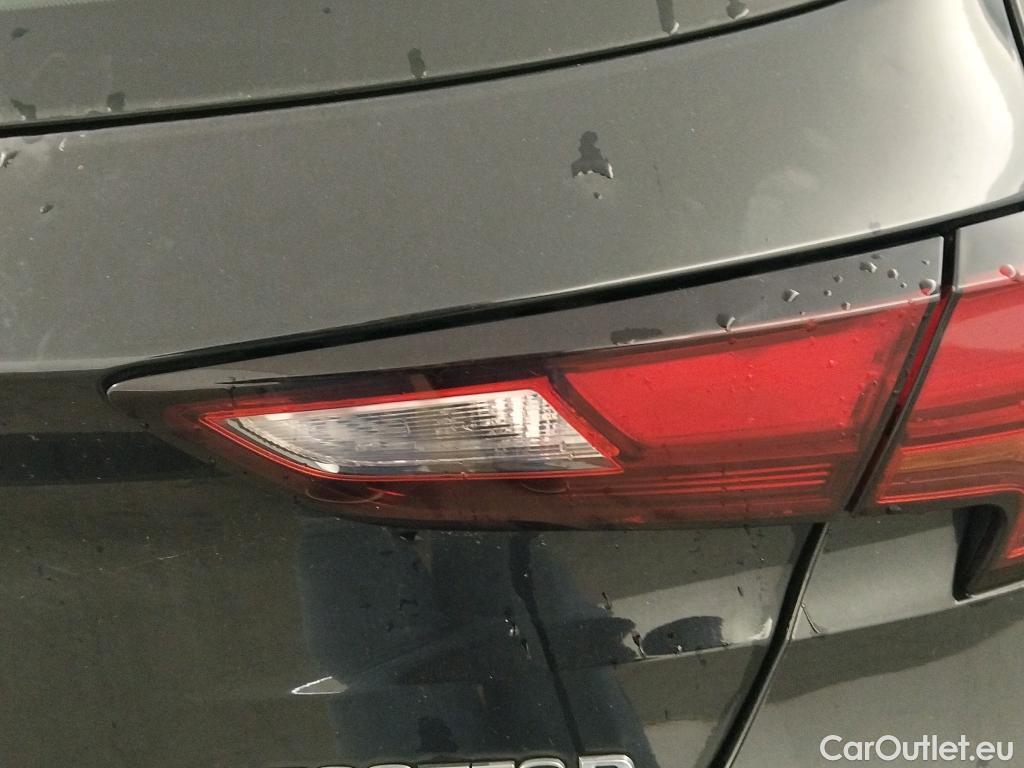  Opel  Astra OPEL  / 2015 / 5P / berlina con portón 1.6 CDTi S/S 81kW (110CV) Selective #15