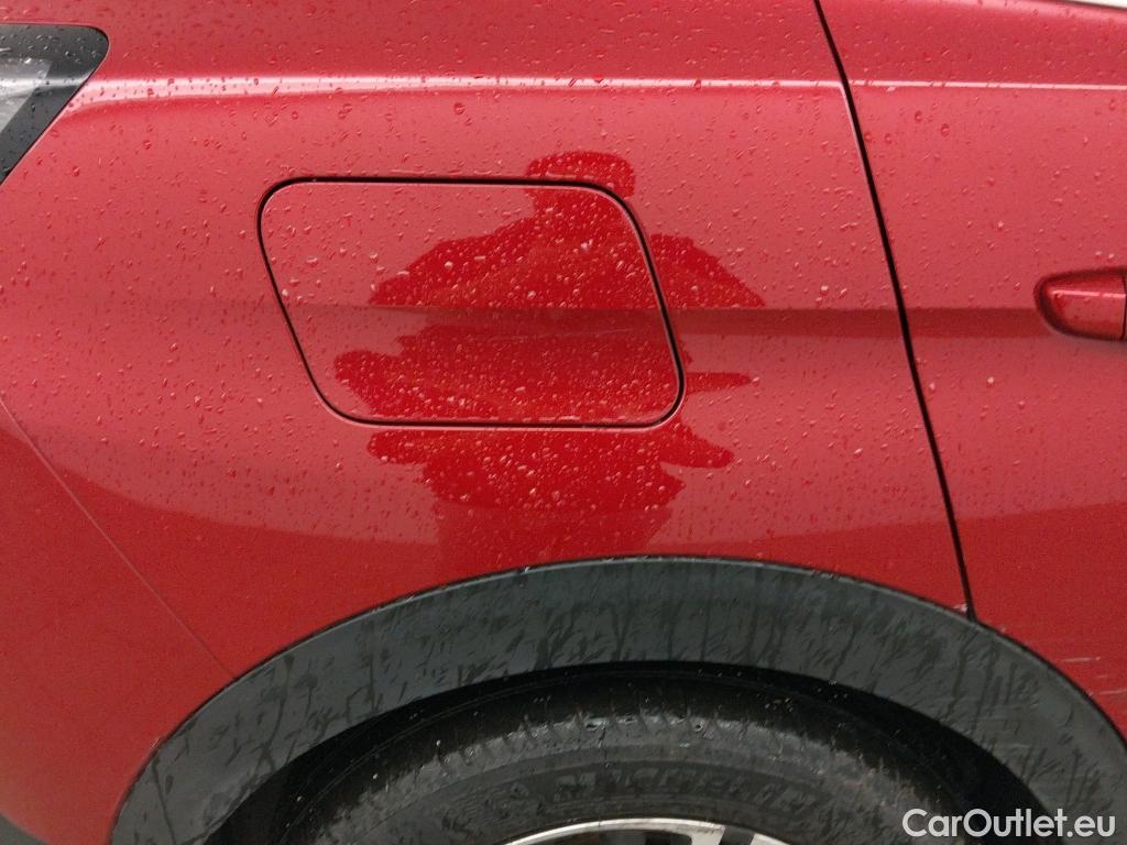  Peugeot  3008 PEUGEOT  / 2020 / 5P / todoterreno 1.5 BlueHDi 96kW S&S GT EAT8 #16