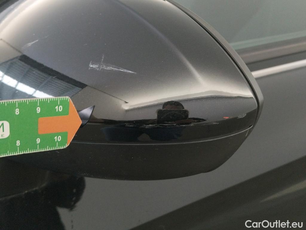  Opel  Astra OPEL  / 2015 / 5P / berlina con portón 1.6 CDTi S/S 81kW (110CV) Selective #37