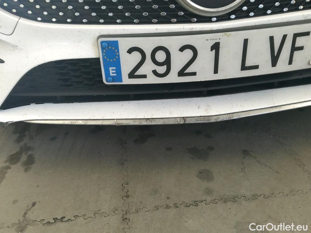  Mercedes  A-Klasse MERCEDES-BENZ Clase A / 2018 / 5P / berlina con portón A 200 d 4MATIC #1