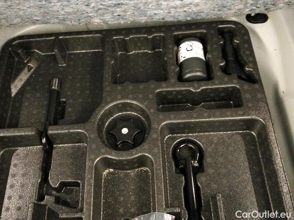  Land Rover  Discovery NISSAN QASHQAI / 2024 / 5P / todoterreno DIG-T 103kW (140CV) mHEV 4x2 Acenta #6