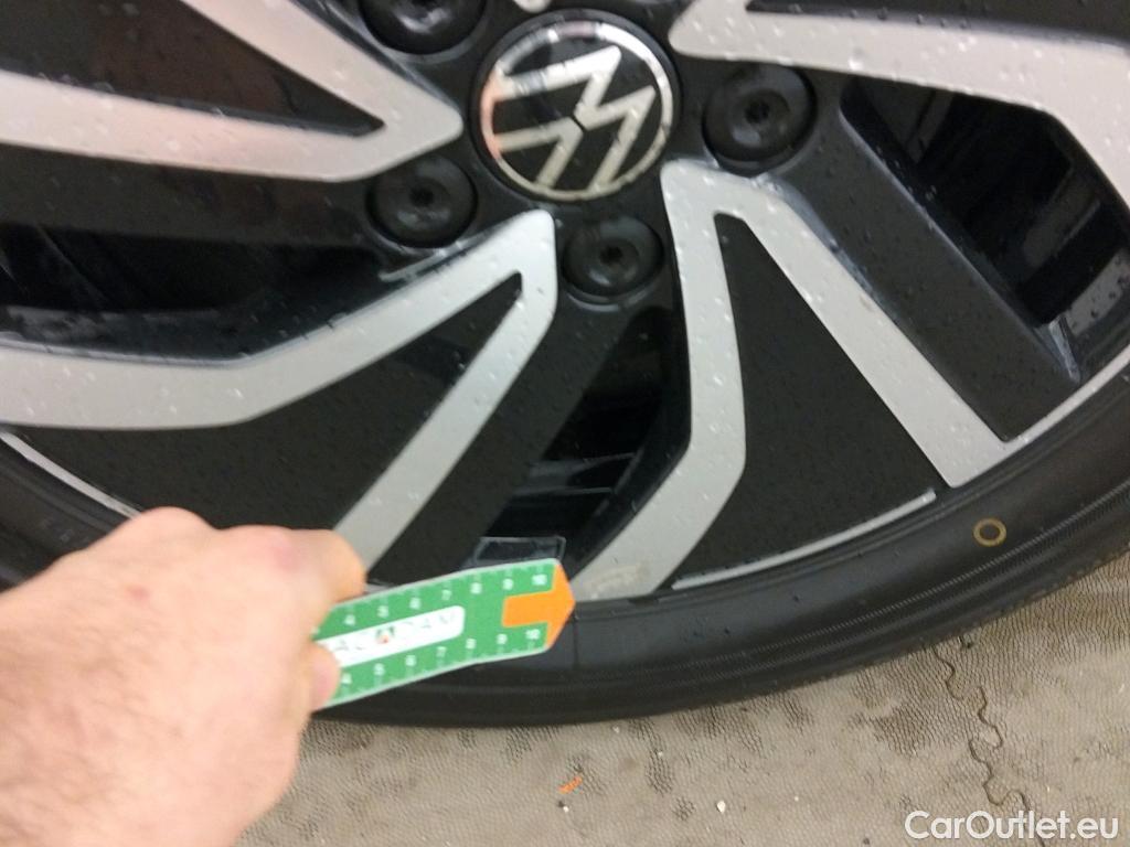  Volkswagen  Polo VOLKSWAGEN  / 2021 / 5P / berlina con portón Life 1.0 TSI 70kW (95CV) #12