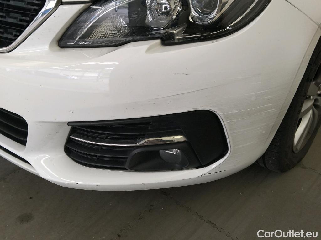  Peugeot  308 PEUGEOT  / 2017 / 5P / familiar SW Active Pack BlueHDi 130 S&S #19