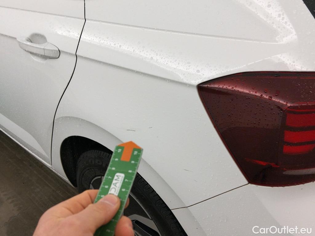  Volkswagen  Polo VOLKSWAGEN  / 2021 / 5P / berlina con portón Life 1.0 TSI 70kW (95CV) #2