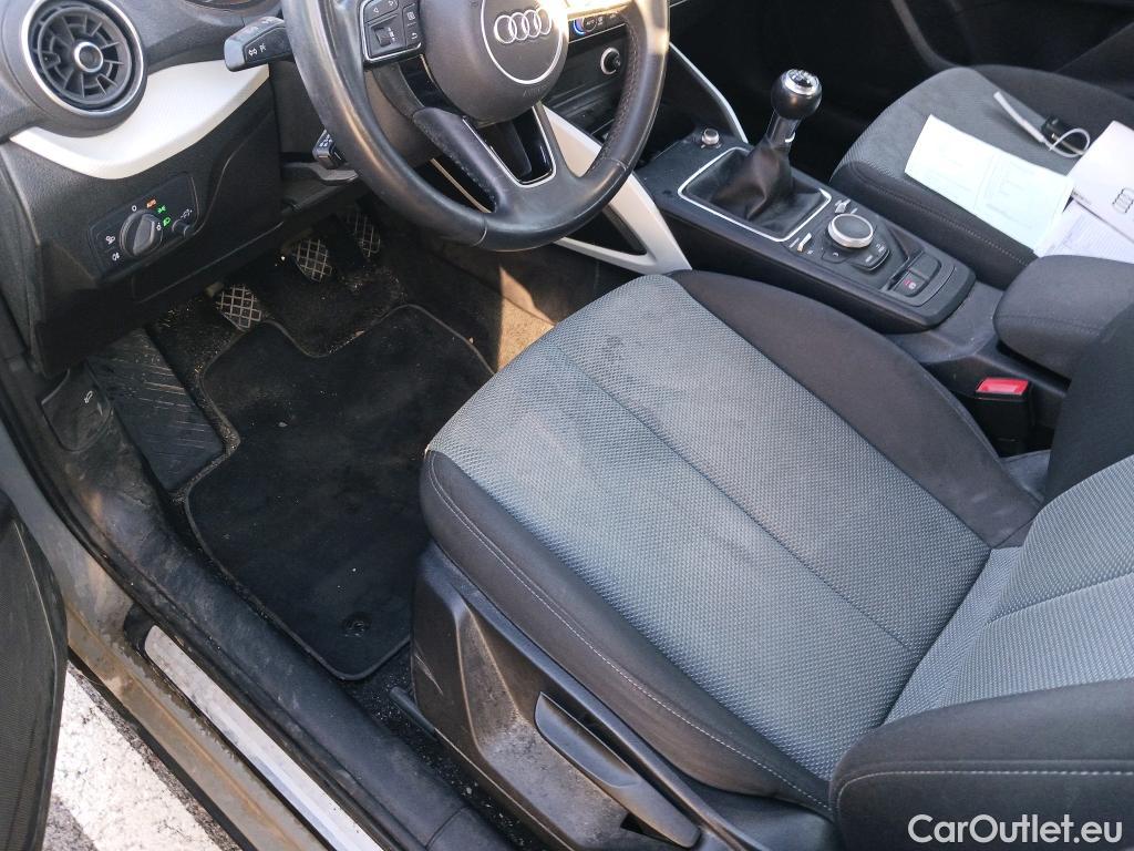  Audi  Q2 AUDI  / 2016 / 5P / todoterreno Design 30 TFSI 85kW (116CV) #12