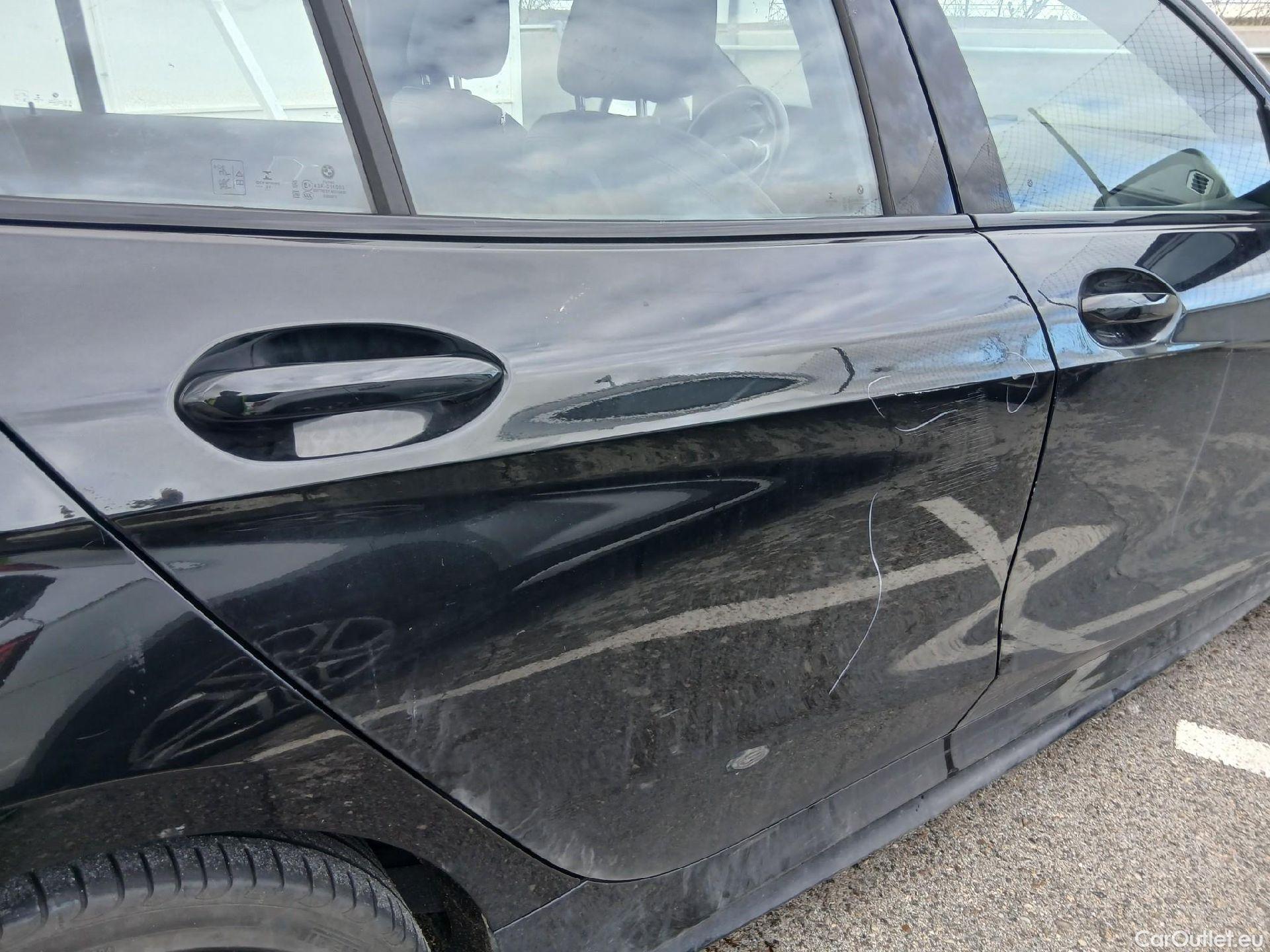  Bmw  Serie 1 BMW  / 2019 / 5P / berlina con portón 120d #52