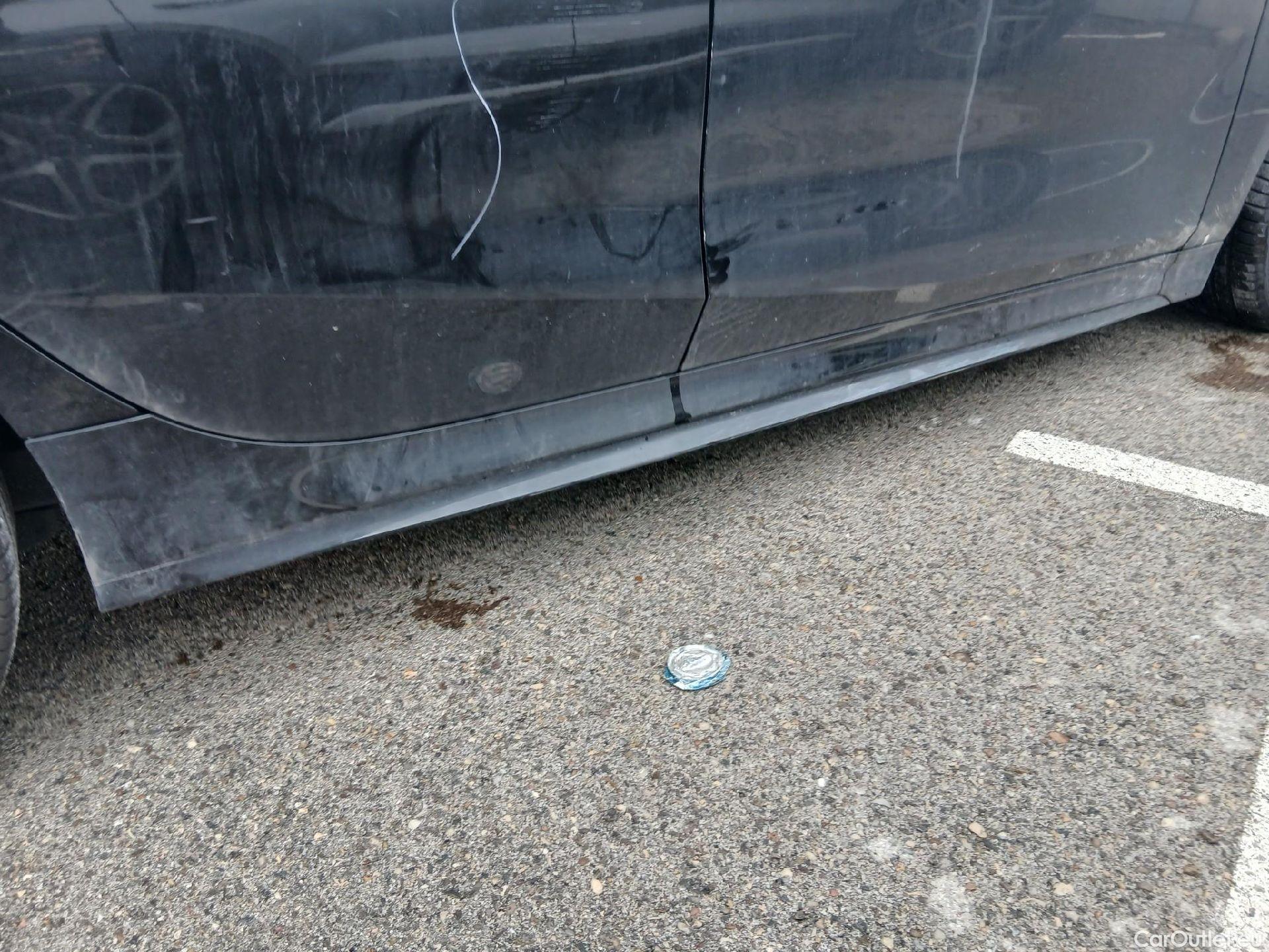  Bmw  Serie 1 BMW  / 2019 / 5P / berlina con portón 120d #54