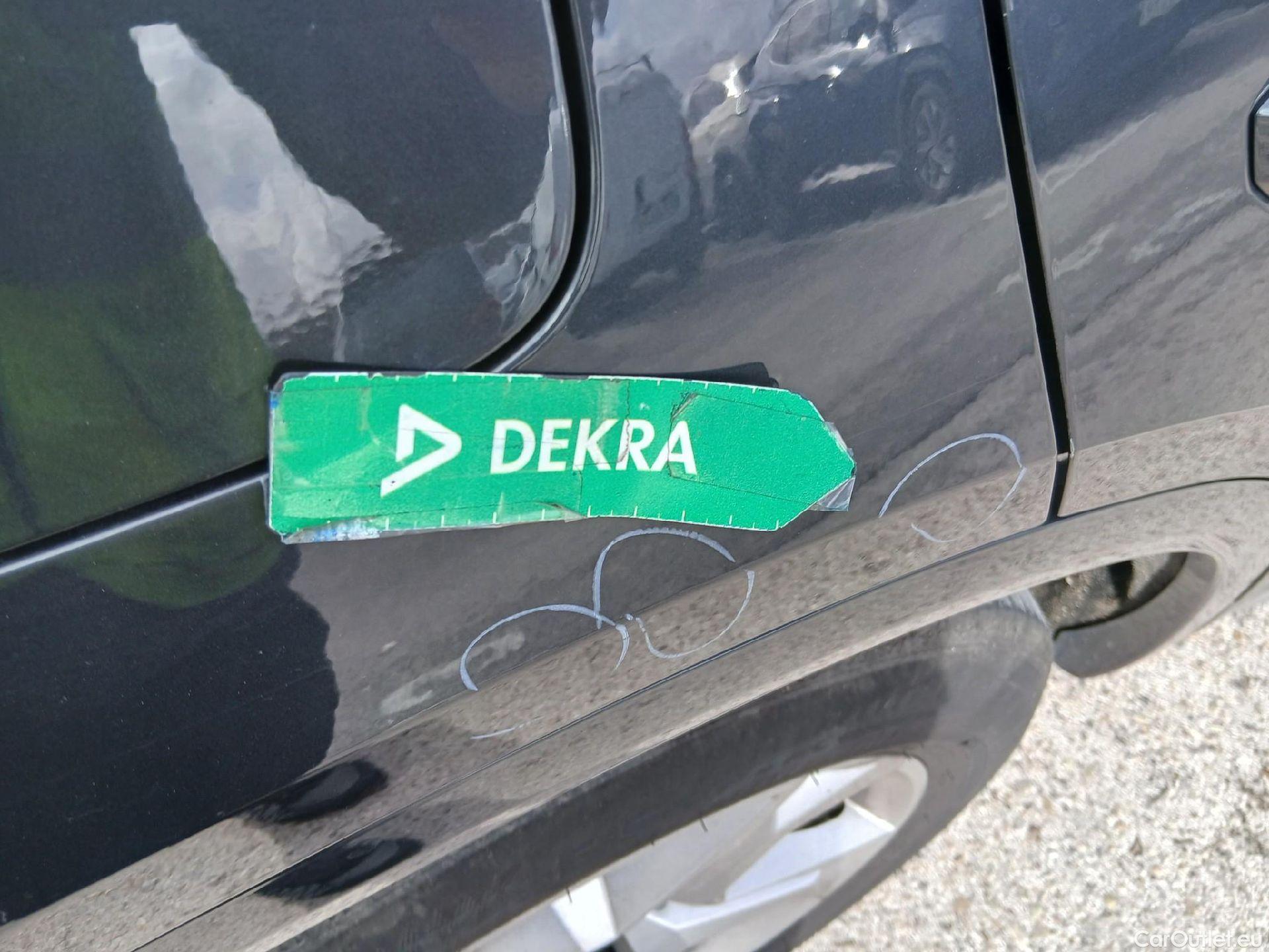  Audi  Q5 AUDI  / 2016 / 5P / todoterreno Design 35 TDI 120kW S tronic (AC) #48