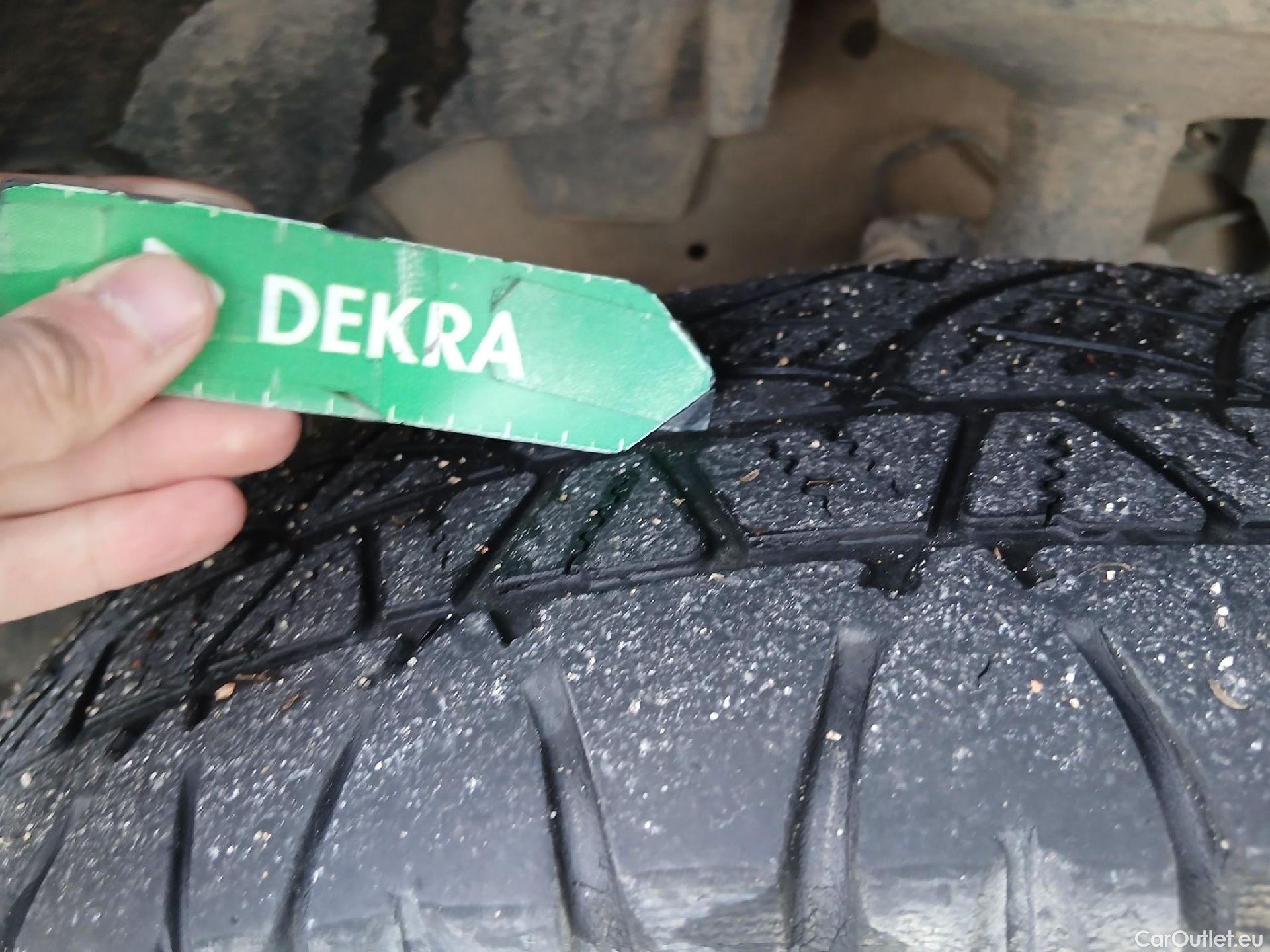  Dacia  Duster DACIA  / 2018 / 5P / todoterreno Comfort Blue dCi 85kW (115CV) 4X4 #6