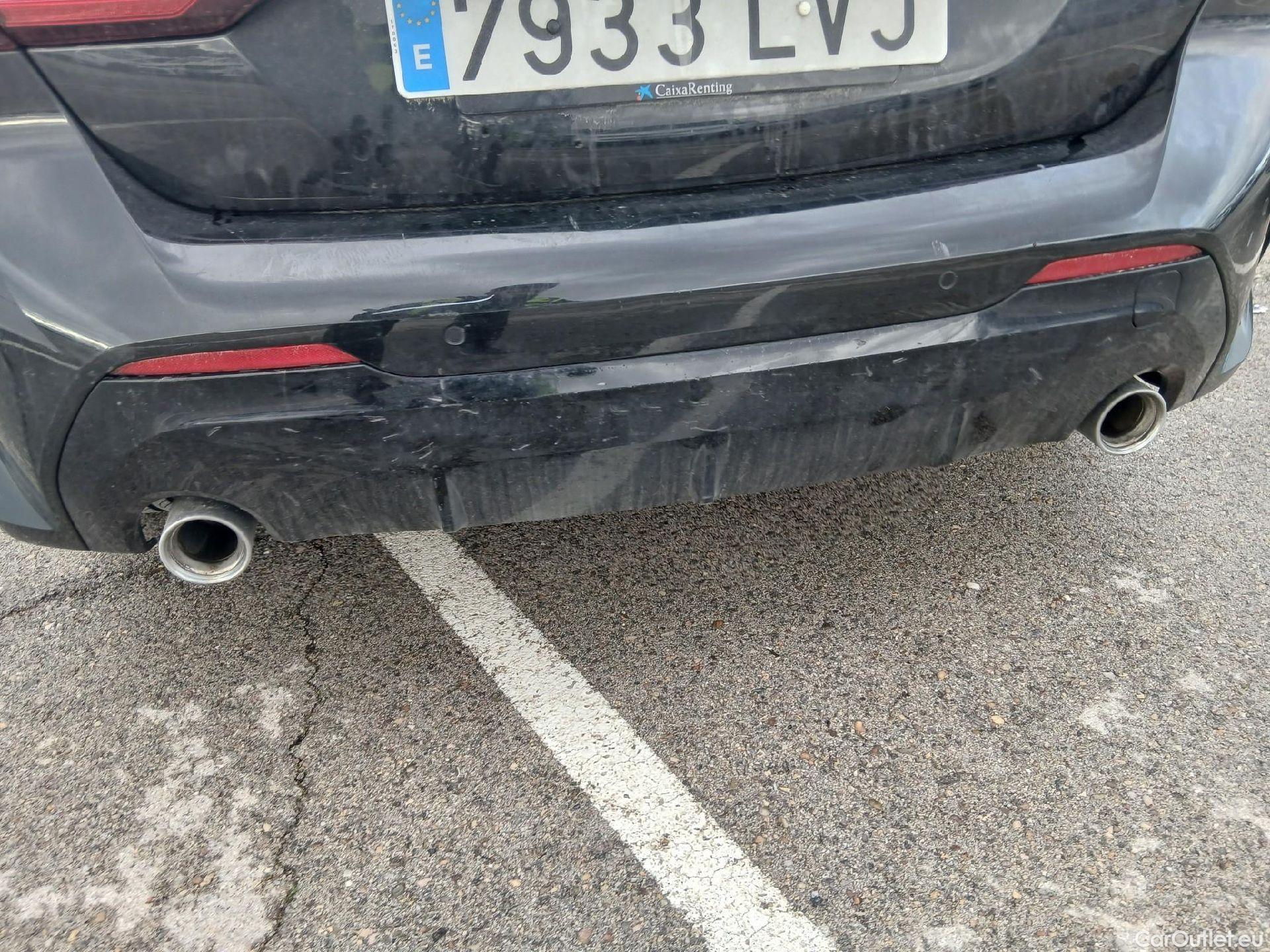  Bmw  Serie 1 BMW  / 2019 / 5P / berlina con portón 120d #36