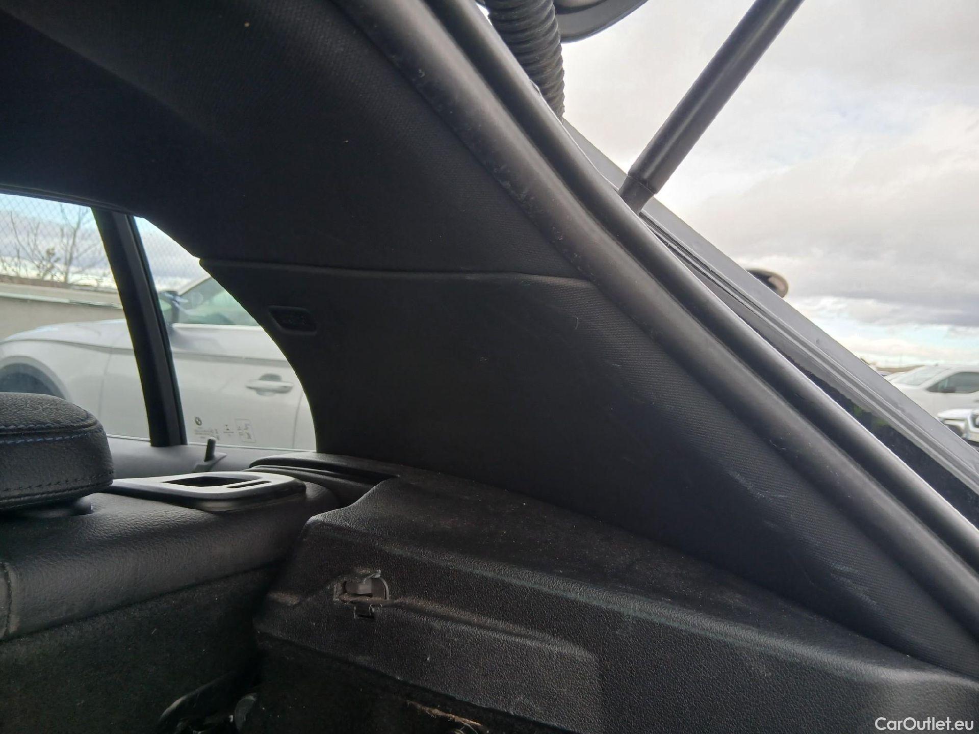  Bmw  Serie 1 BMW  / 2019 / 5P / berlina con portón 120d #45