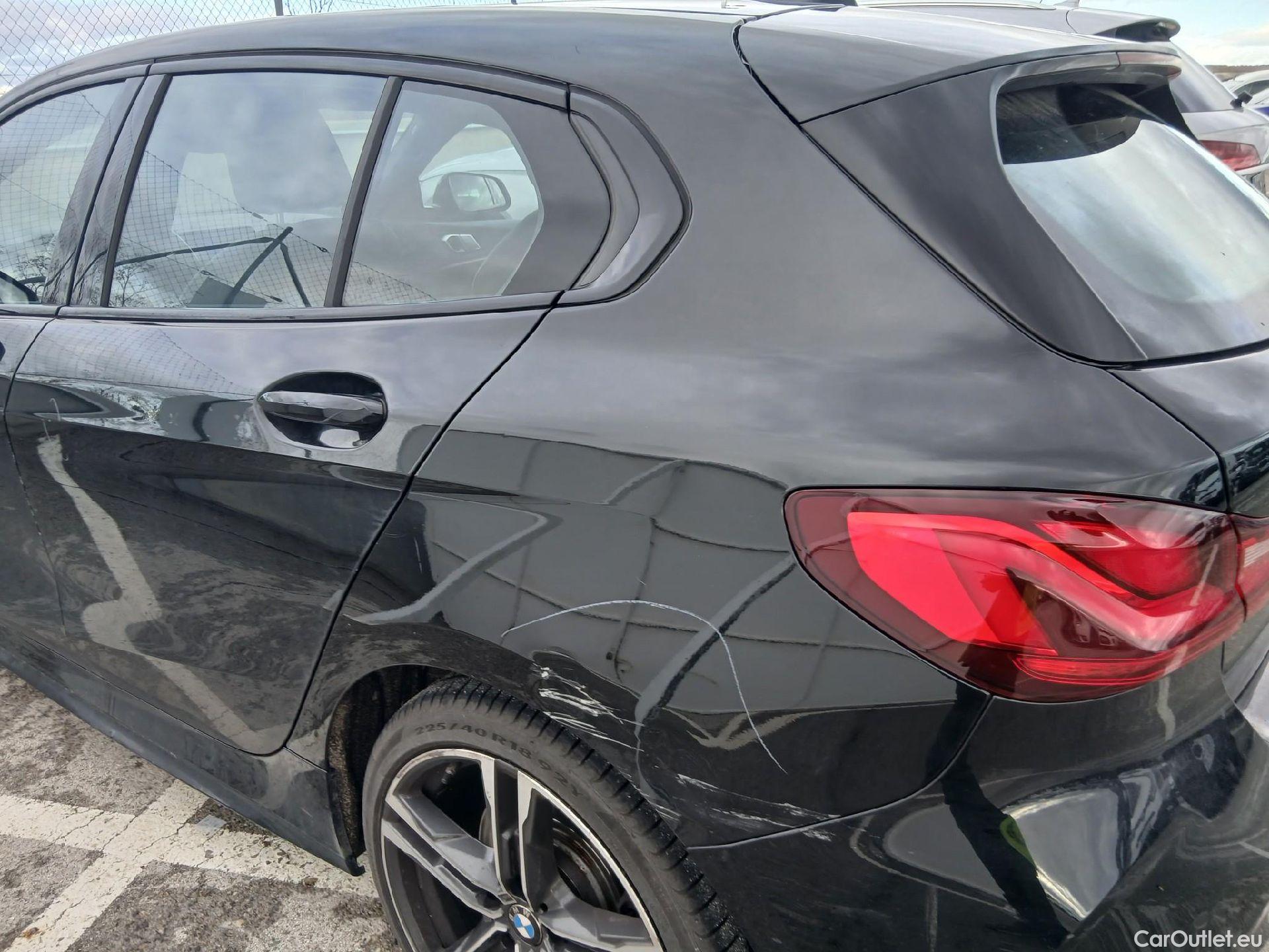  Bmw  Serie 1 BMW  / 2019 / 5P / berlina con portón 120d #31