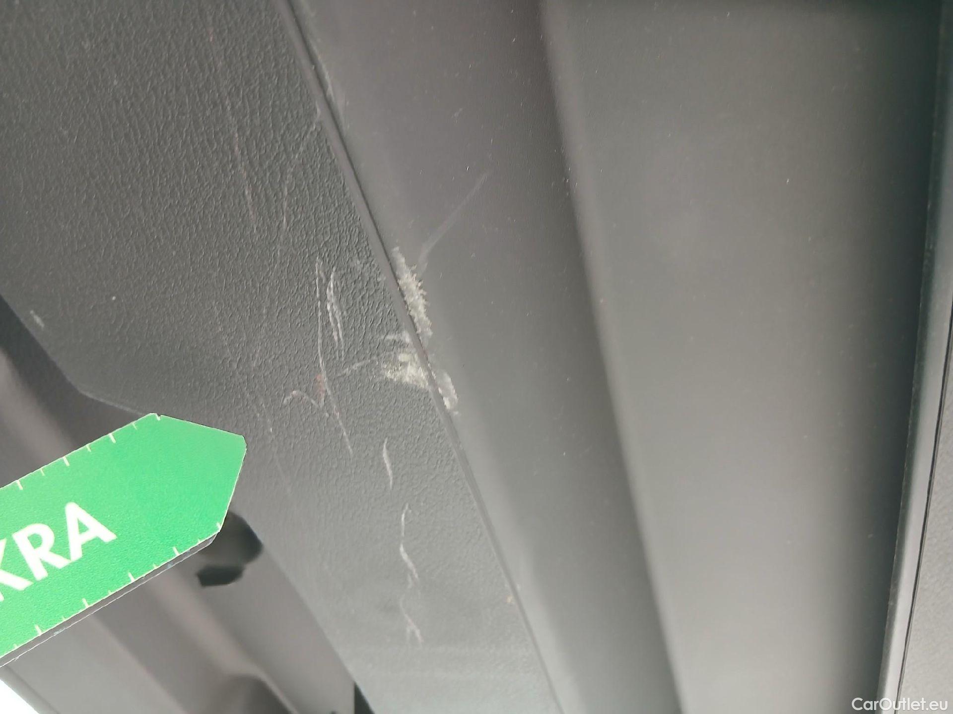  Bmw  X1 BMW  / 2019 / 5P / todoterreno sDrive18d #3