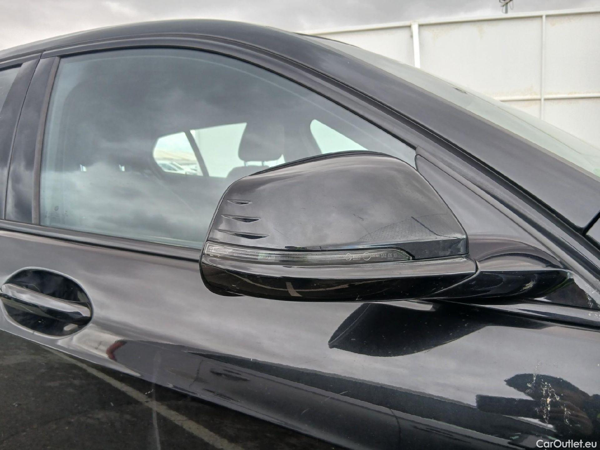  Bmw  Serie 1 BMW  / 2019 / 5P / berlina con portón 120d #61