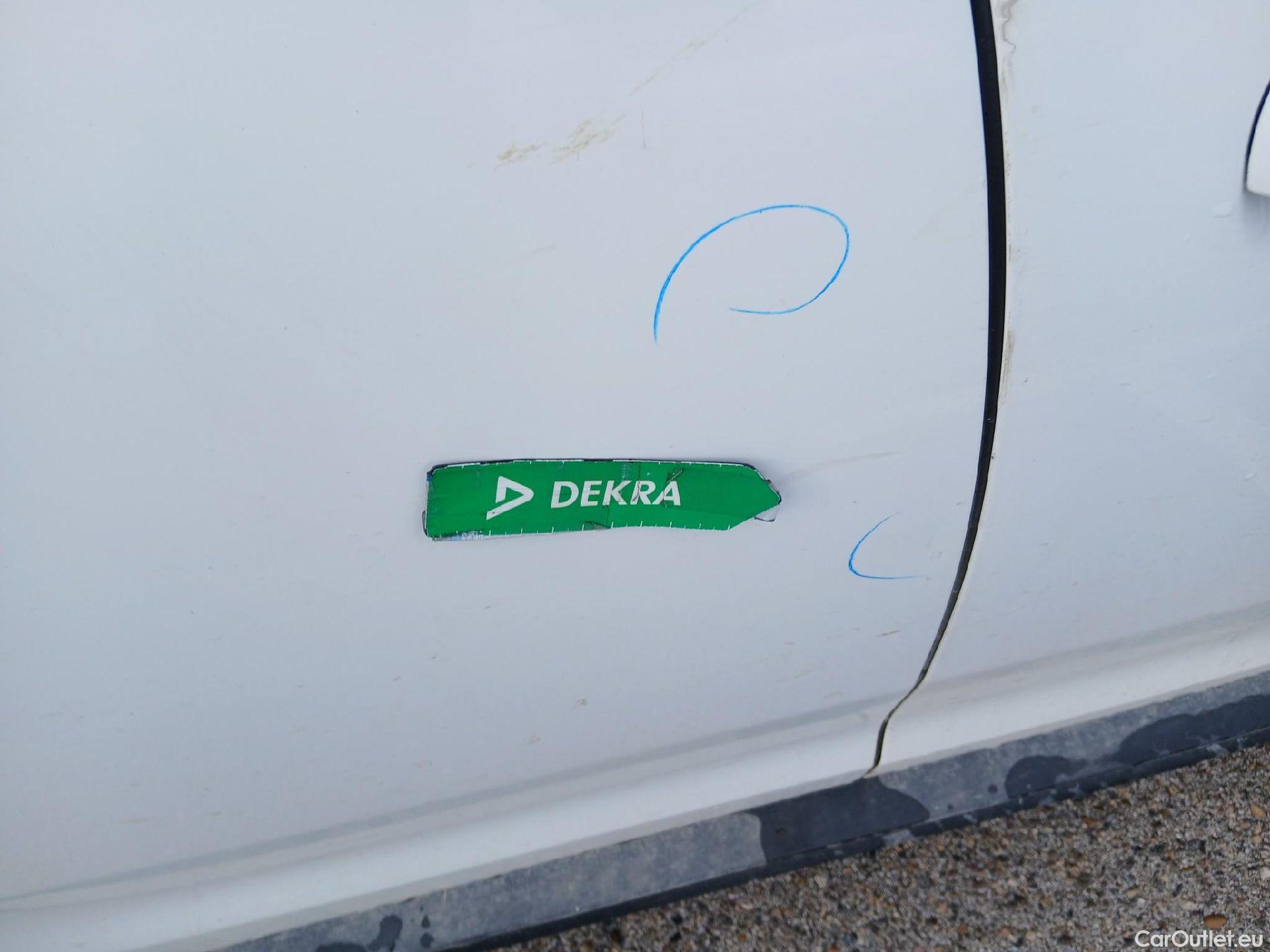  Dacia  Duster DACIA  / 2018 / 5P / todoterreno Comfort Blue dCi 85kW (115CV) 4X4 #41