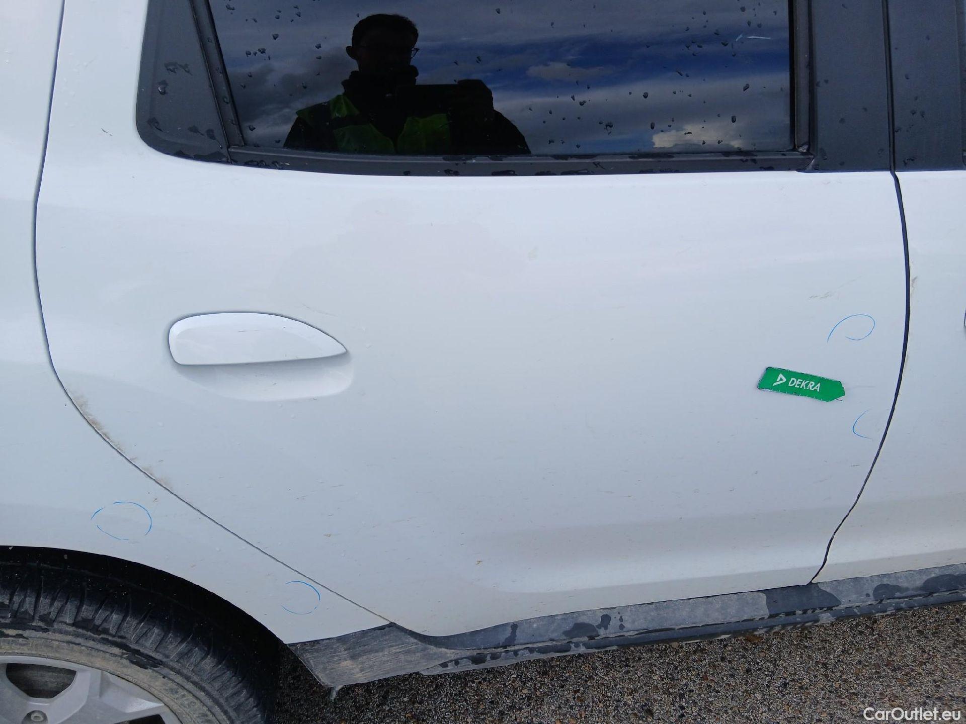  Dacia  Duster DACIA  / 2018 / 5P / todoterreno Comfort Blue dCi 85kW (115CV) 4X4 #42