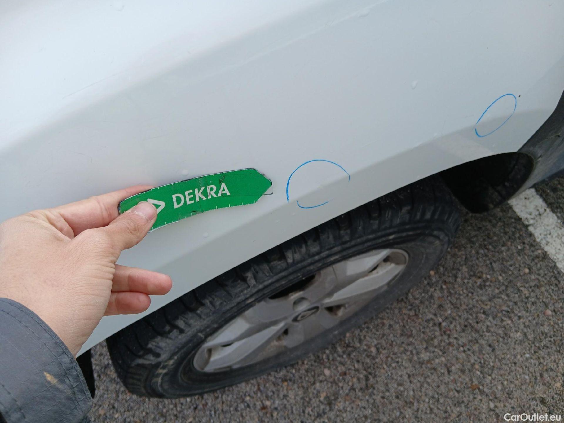  Dacia  Duster DACIA  / 2018 / 5P / todoterreno Comfort Blue dCi 85kW (115CV) 4X4 #9