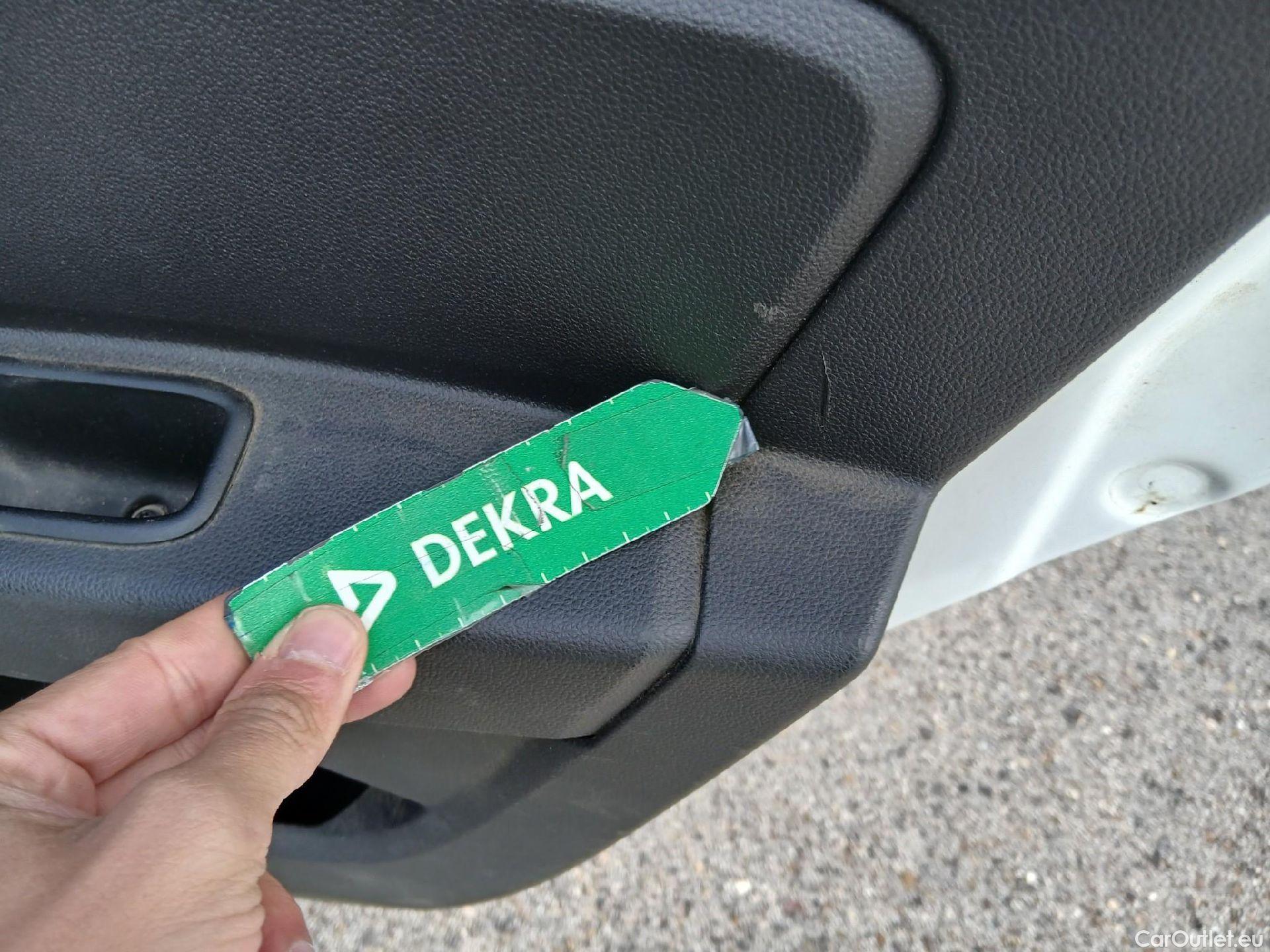  Dacia  Duster DACIA  / 2018 / 5P / todoterreno Comfort Blue dCi 85kW (115CV) 4X4 #43