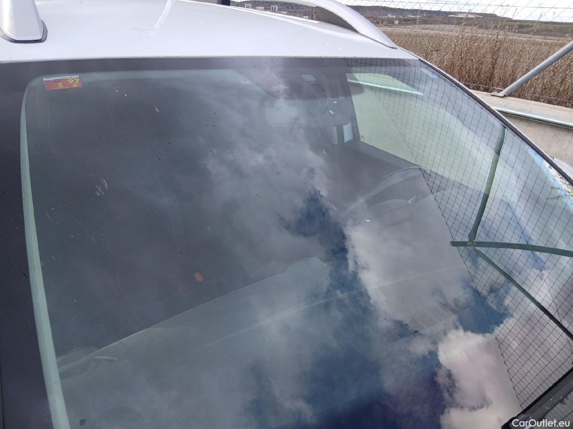  Dacia  Duster DACIA  / 2018 / 5P / todoterreno Comfort Blue dCi 85kW (115CV) 4X4 #5