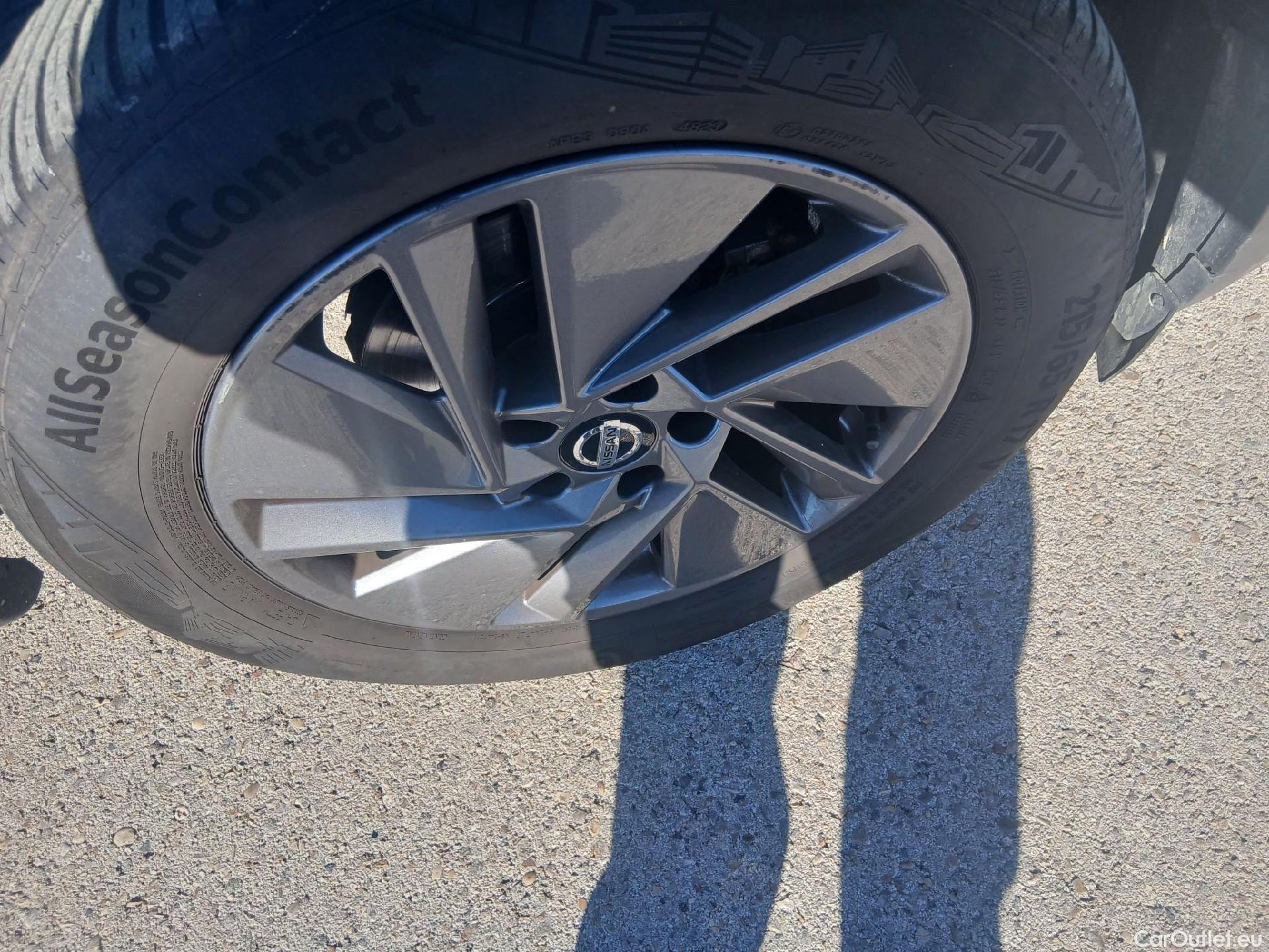  Nissan  Qashqai NISSAN  / 2021 / 5P / todoterreno DIG-T 116kW (158CV) mHEV Xtronic Acenta #40