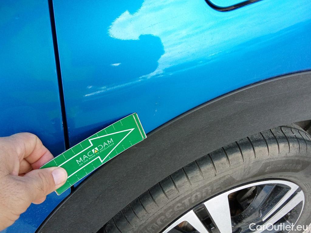  Peugeot  3008 PEUGEOT  Hybrid / 2020 / 5P / todoterreno 225 e-EAT8 GT #26