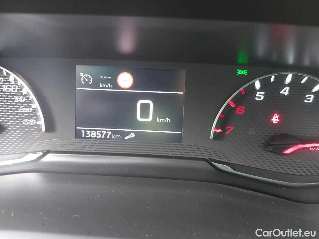  Peugeot  2008 PEUGEOT  / 2019 / 5P / todoterreno Allure BlueHDI 81kW (110CV) #11