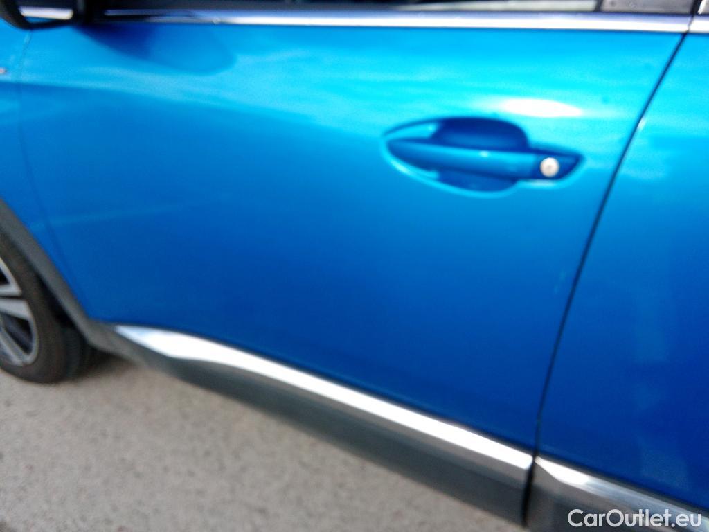  Peugeot  3008 PEUGEOT  Hybrid / 2020 / 5P / todoterreno 225 e-EAT8 GT #11