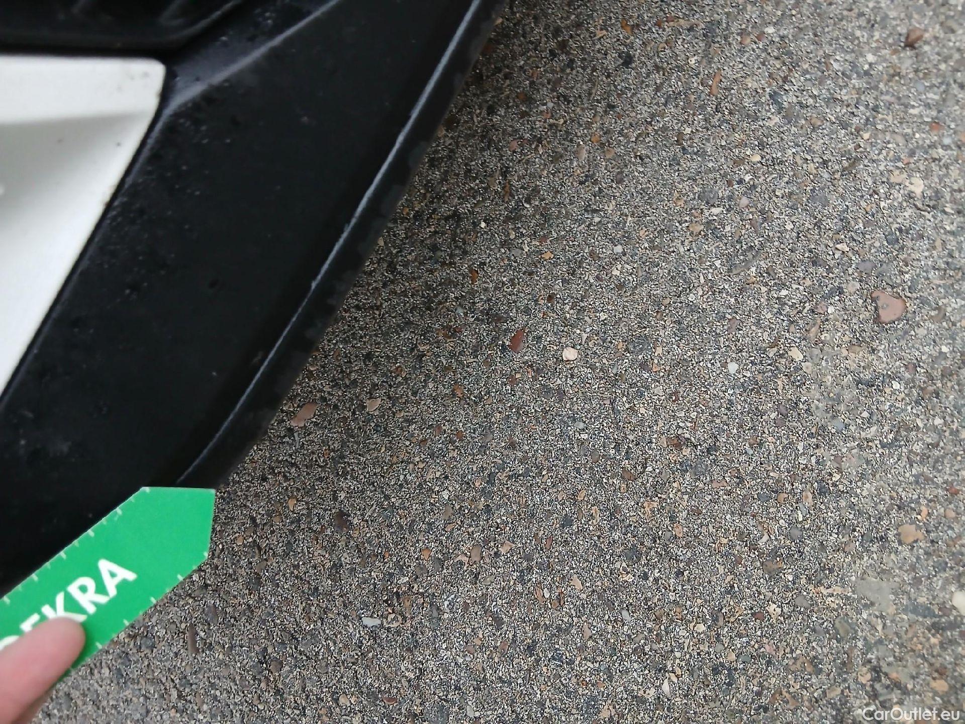  Peugeot  2008 PEUGEOT  / 2019 / 5P / todoterreno Active BlueHDI 81kW (110CV) #10