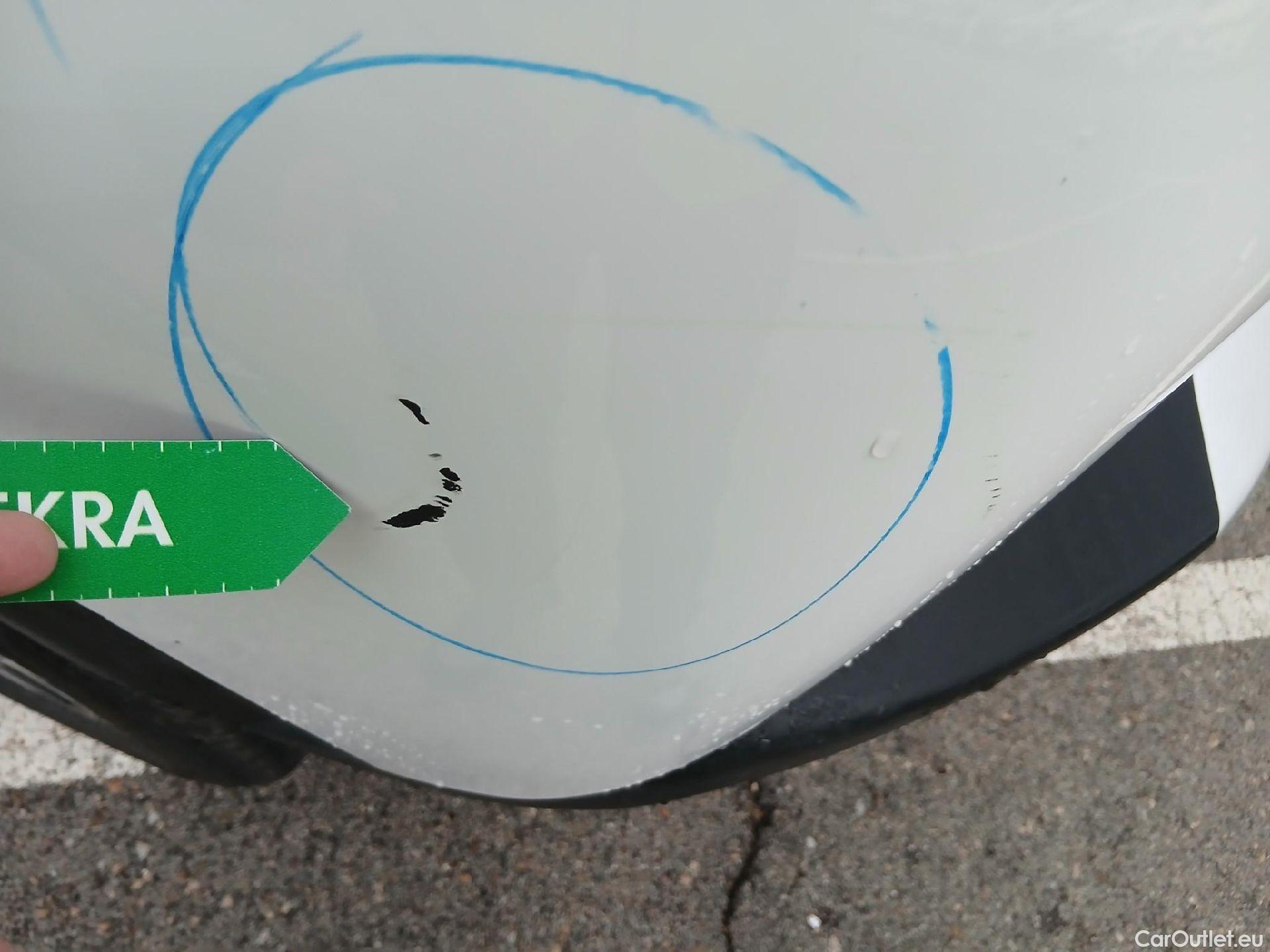  Peugeot  2008 PEUGEOT  / 2019 / 5P / todoterreno Active BlueHDI 81kW (110CV) #19