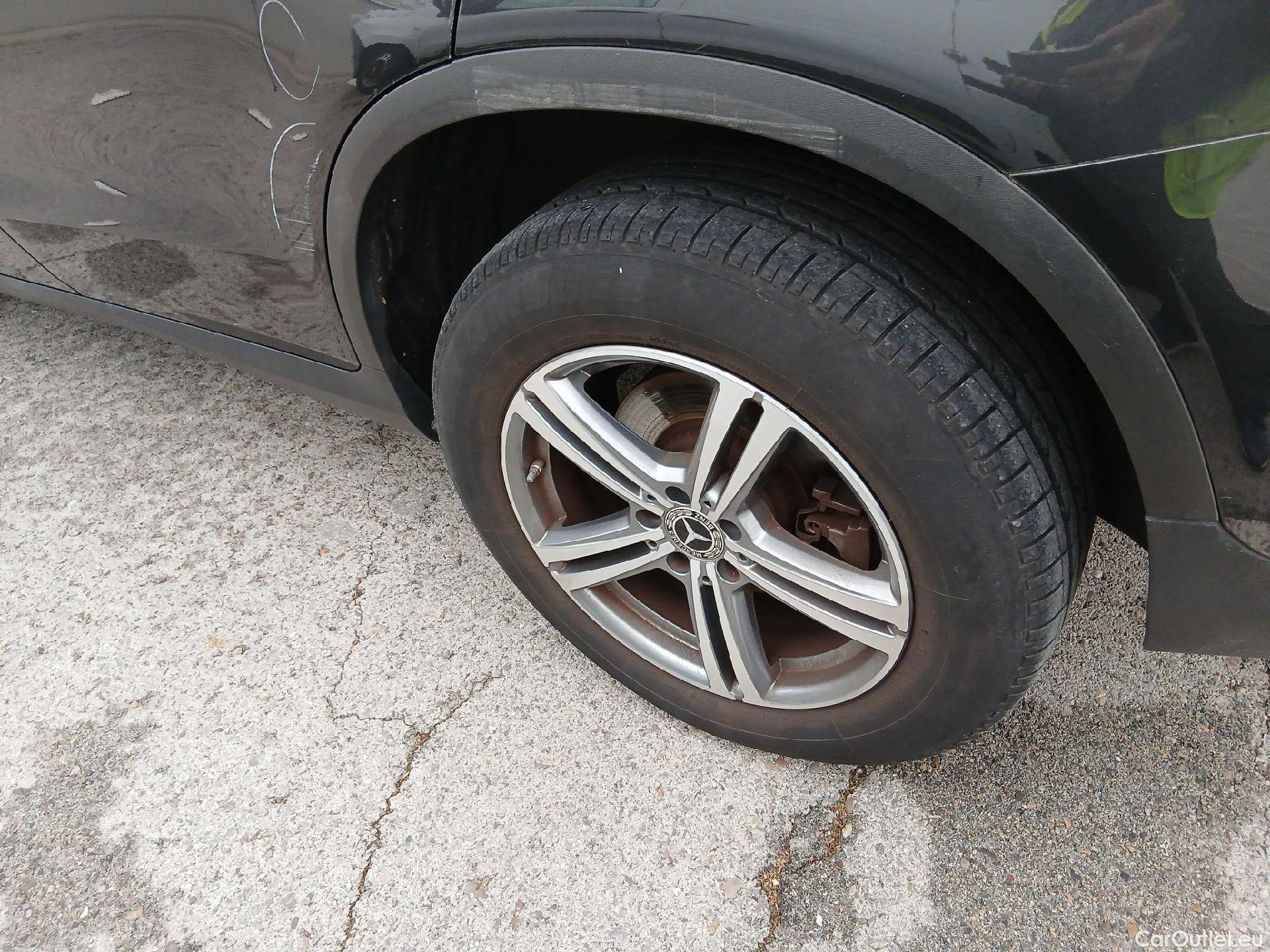  Mercedes  G-Klasee MERCEDES-BENZ Clase GLC / 2019 / 5P / todoterreno GLC 300 de 4MATIC #18