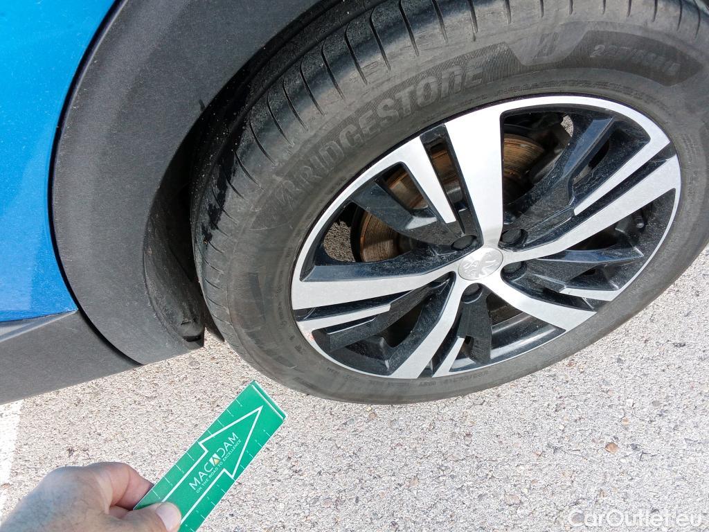  Peugeot  3008 PEUGEOT  Hybrid / 2020 / 5P / todoterreno 225 e-EAT8 GT #6