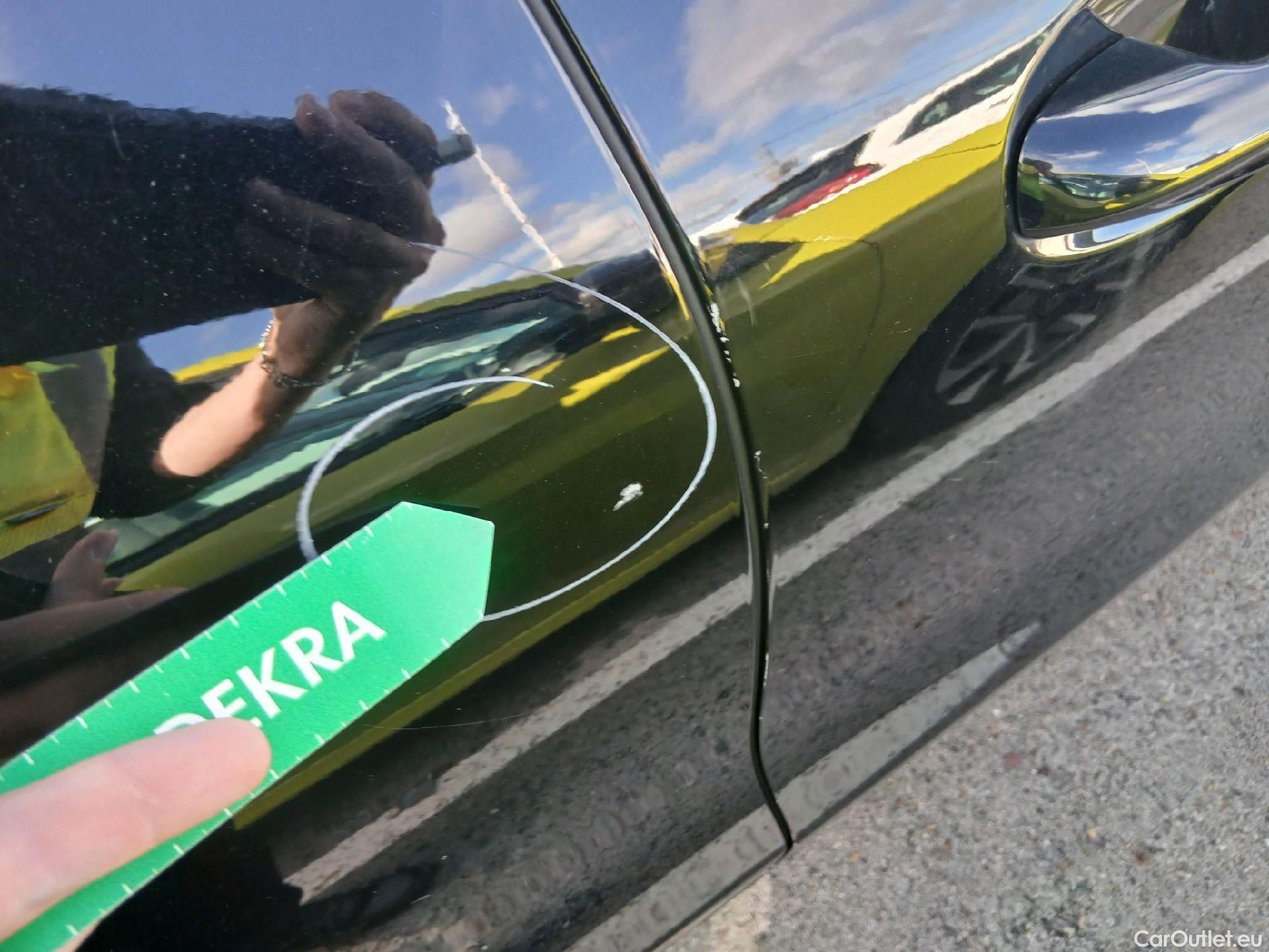  Mercedes  GLA MERCEDES-BENZ  / 2020 / 5P / todoterreno  250 e #26