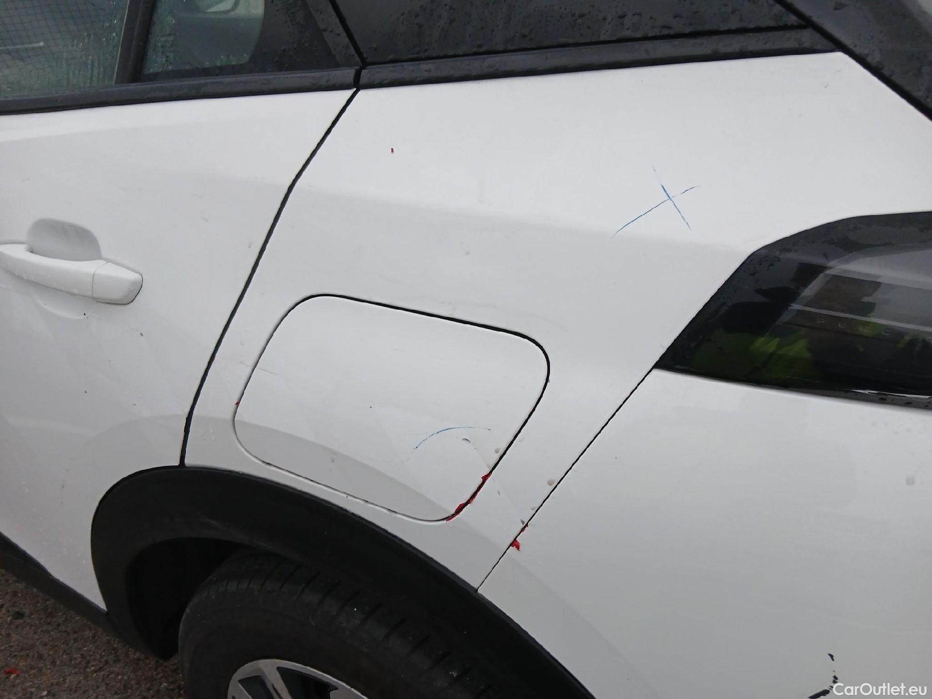  Peugeot  2008 PEUGEOT  / 2019 / 5P / todoterreno Active BlueHDI 81kW (110CV) #17