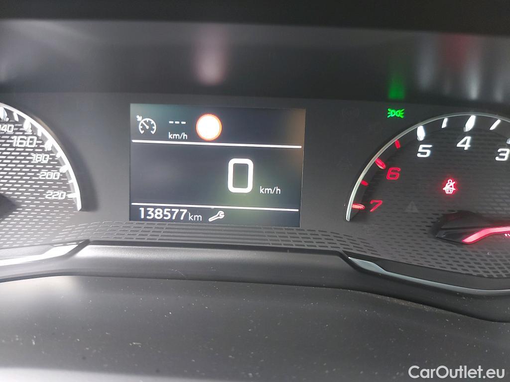  Peugeot  2008 PEUGEOT  / 2019 / 5P / todoterreno Allure BlueHDI 81kW (110CV) #12