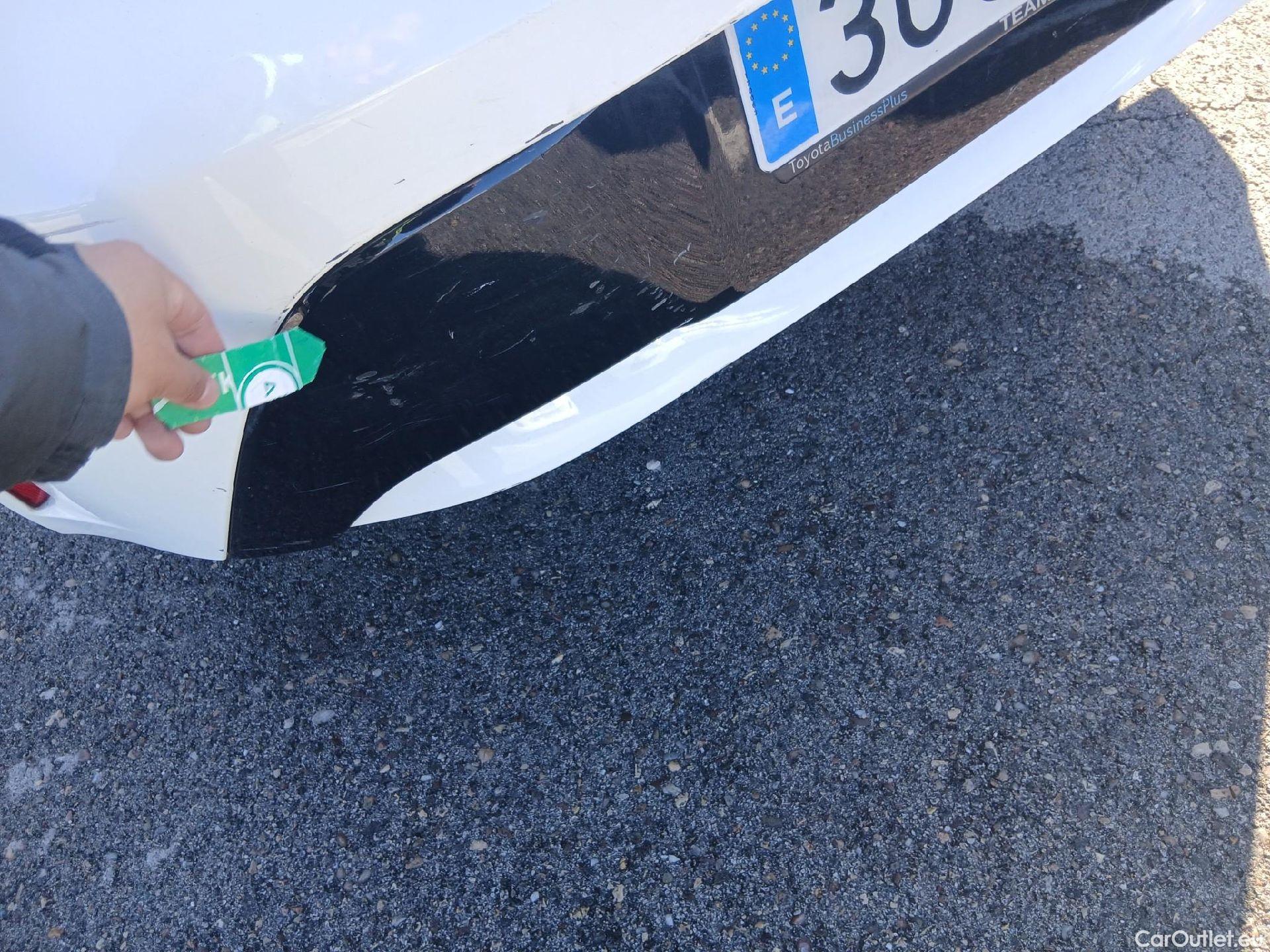  Toyota  Corolla TOYOTA  1.8 125H ACTIVE TECH E-CVT #26