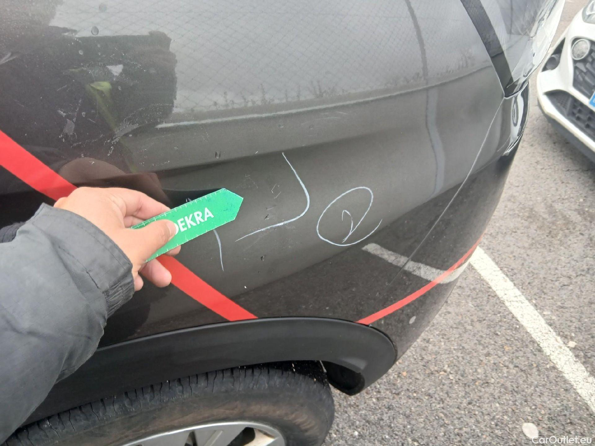  Peugeot  3008 PEUGEOT  / 2020 / 5P / todoterreno 1.5 BlueHDi 96kW (130CV) S&S Active Pack (AC3) #27