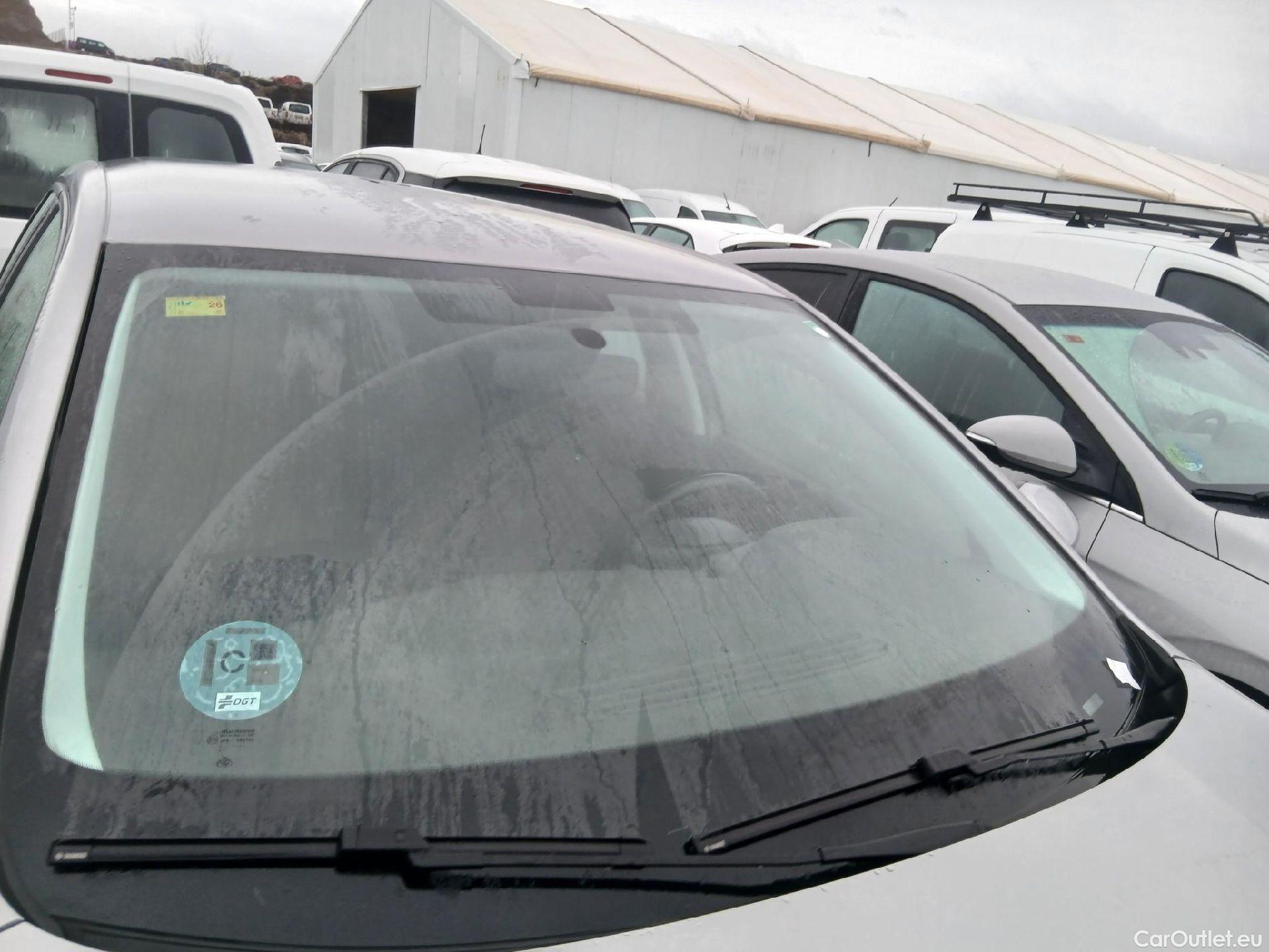  Peugeot  308 PEUGEOT  5P 2G FAMILIAR SW Business Line BlueHDi 73KW (100CV) #6