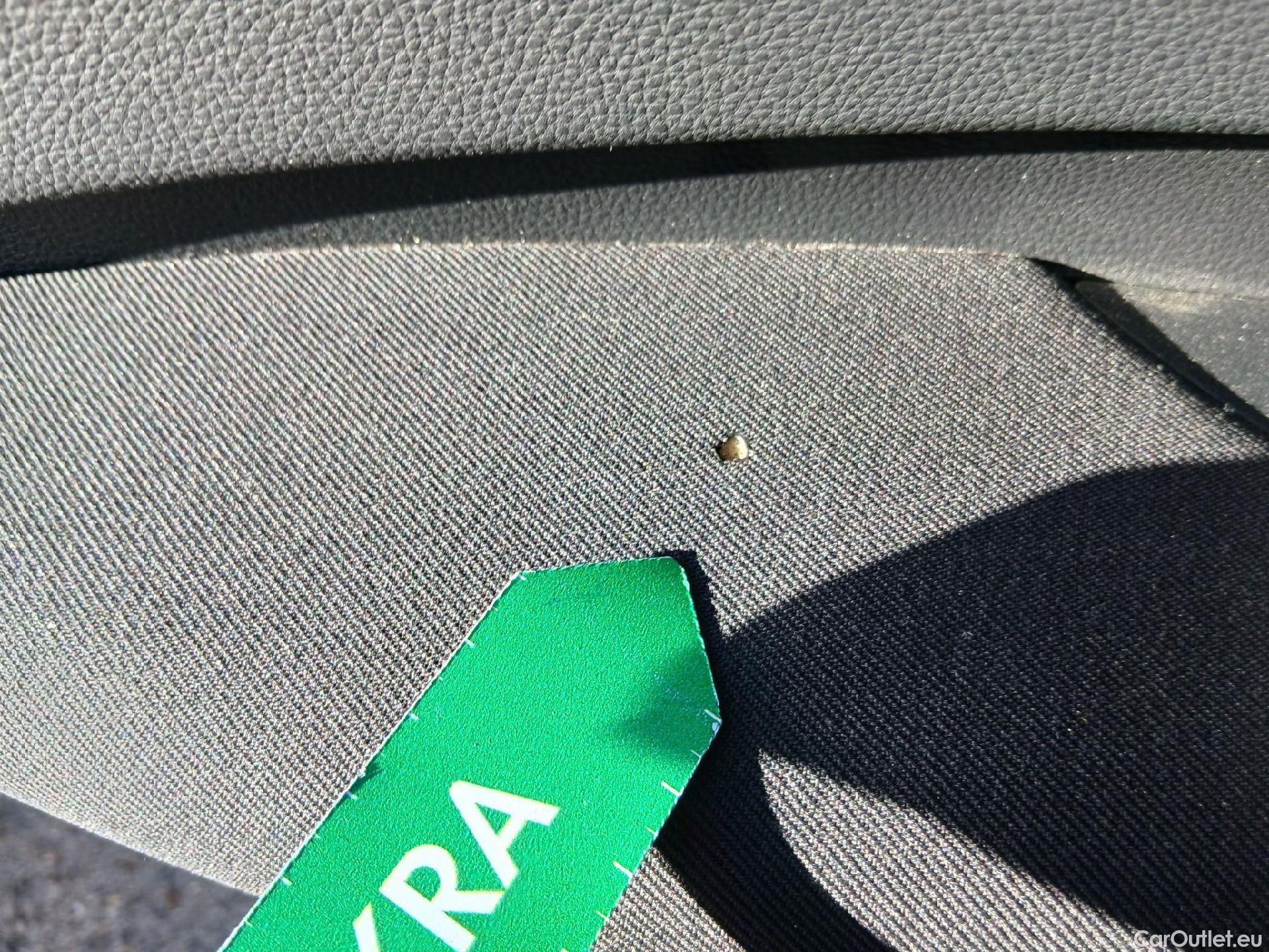  Toyota  Corolla TOYOTA  / 2019 / 5P / familiar 1.8 125H BUSINESS E-CVT TOU SPORT #11